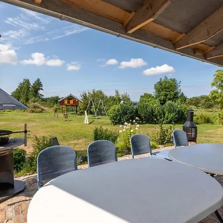 Prázdninový dům Im Idyllischsten Winkel Ruegens By Interhome