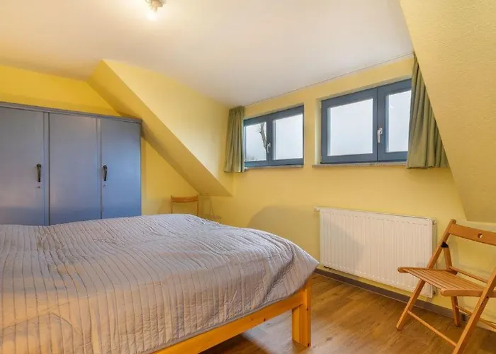 Im Idyllischsten Winkel Ruegens By Interhome 別荘 *