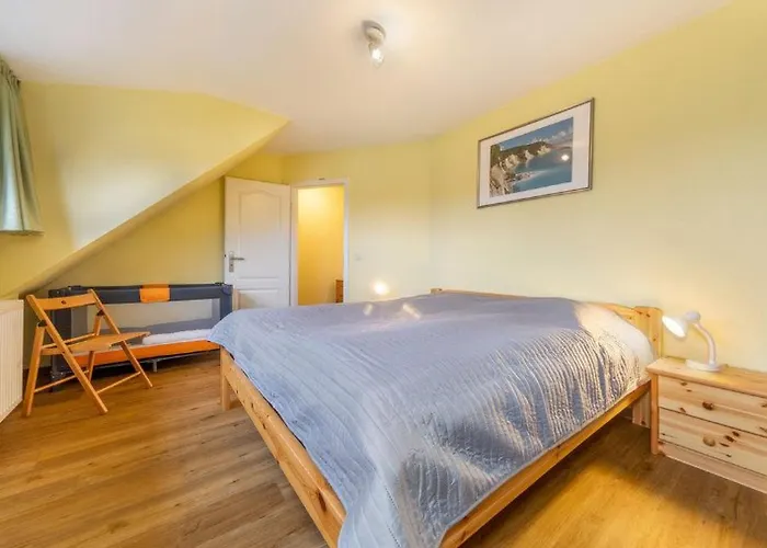 Im Idyllischsten Winkel Ruegens By Interhome 別荘 Neuenkirchen