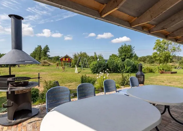 Im Idyllischsten Winkel Ruegens By Interhome