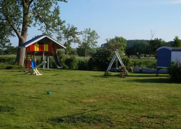 Im Idyllischsten Winkel Ruegens By Interhome *