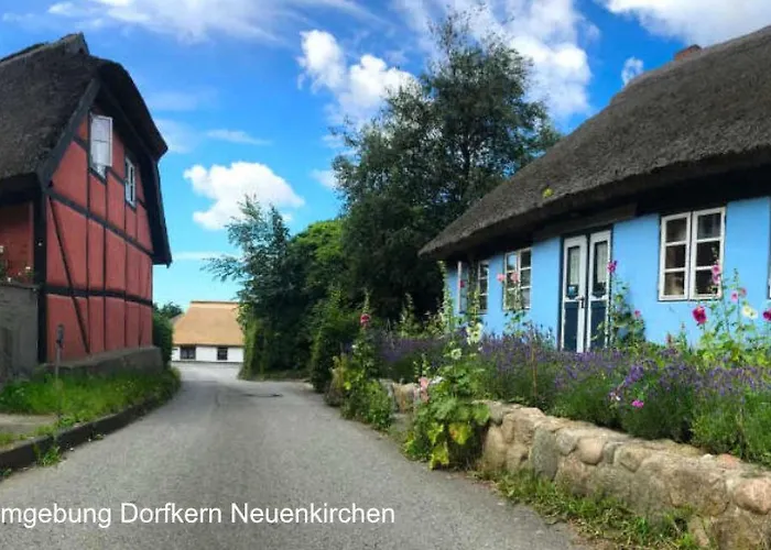 別荘 Im Idyllischsten Winkel Ruegens By Interhome